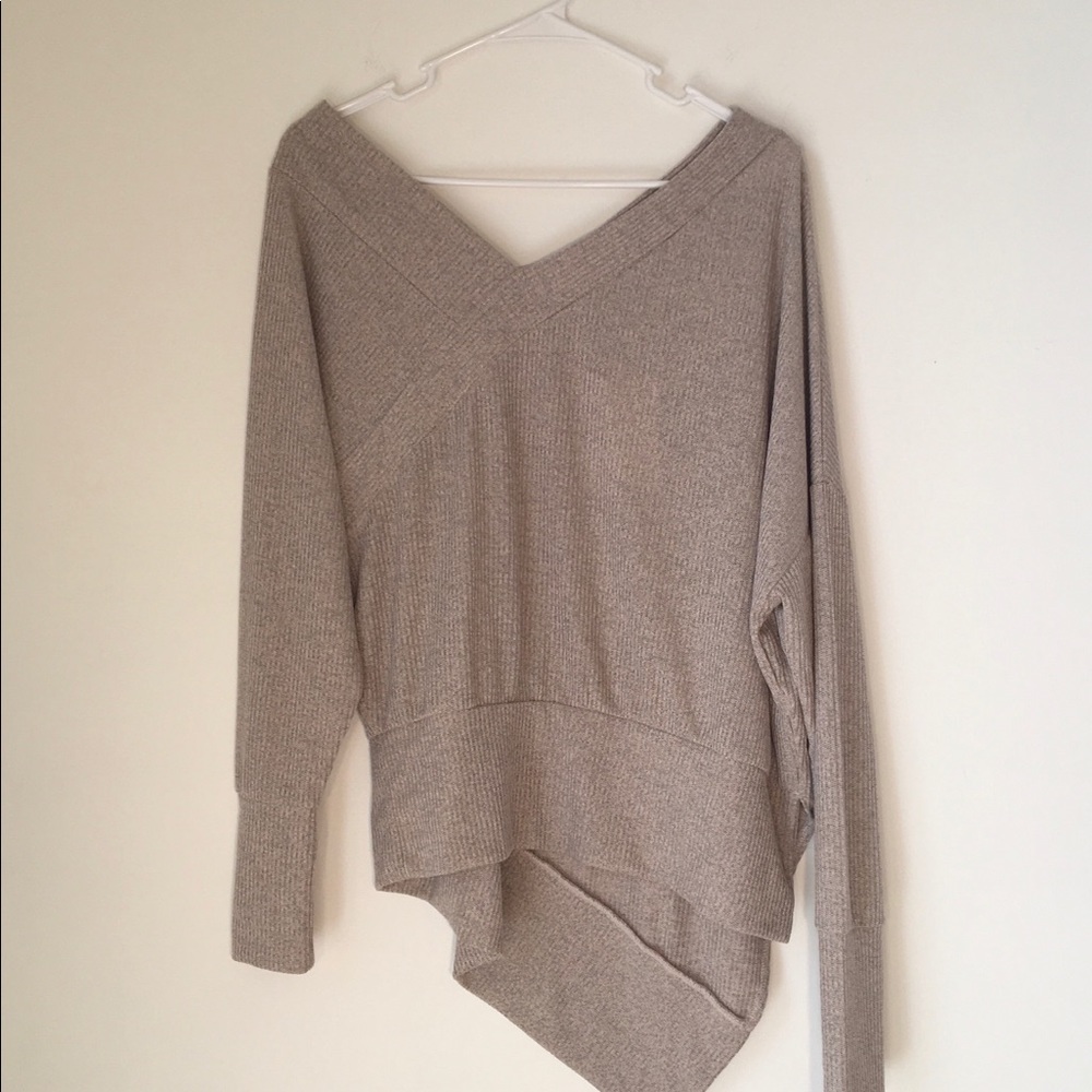 Stella & Dot Asymmetrical Top Off Shoulder NWT